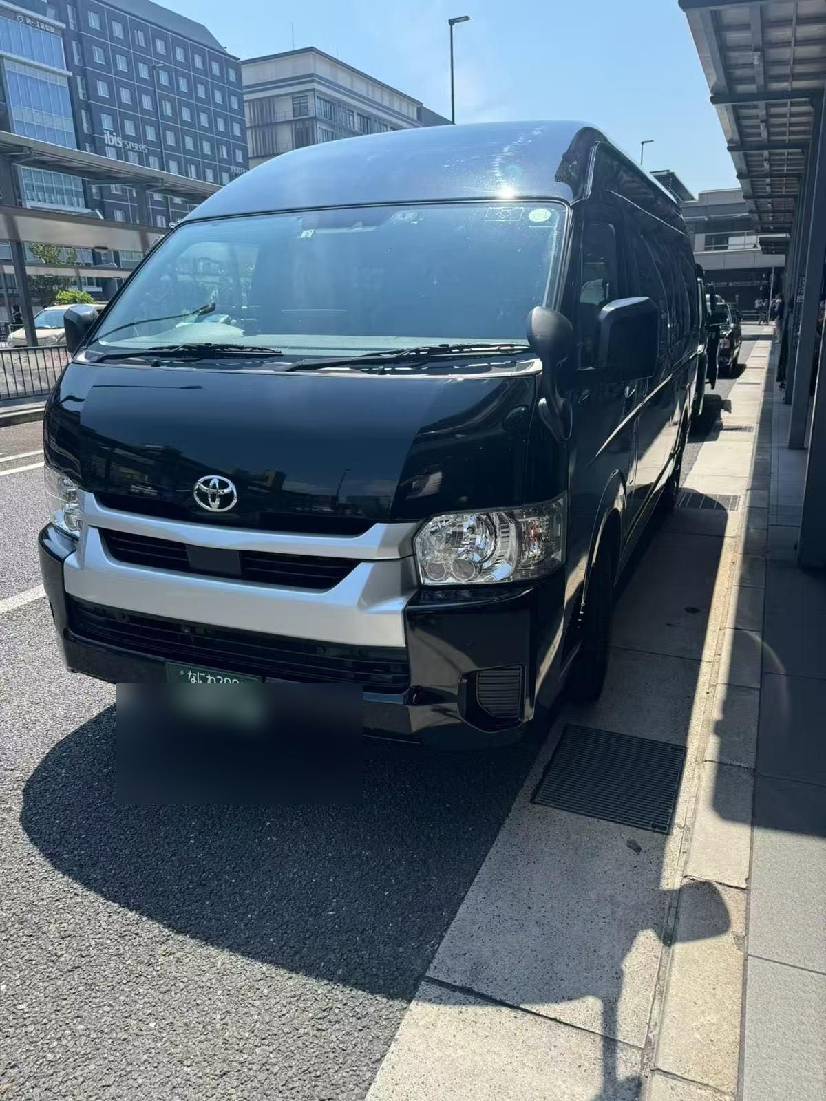 Toyota Hiace Grand Cabin