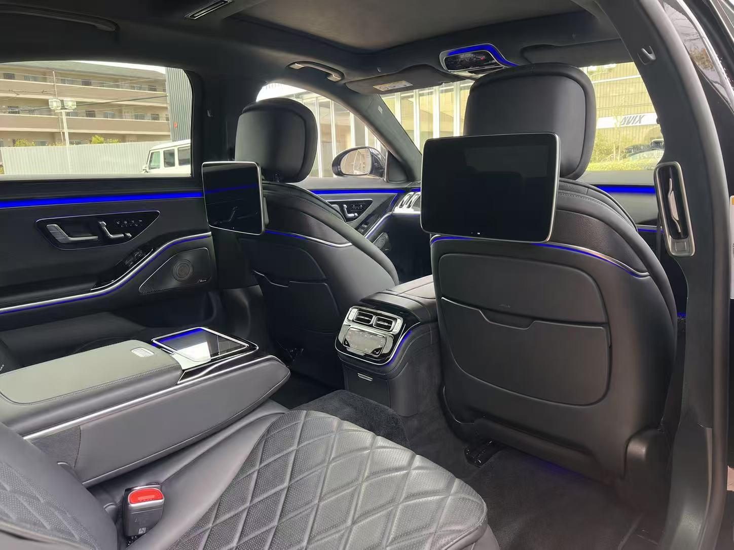Discretion VIP Japan FFGR | Mercedes S-Class rear cabin